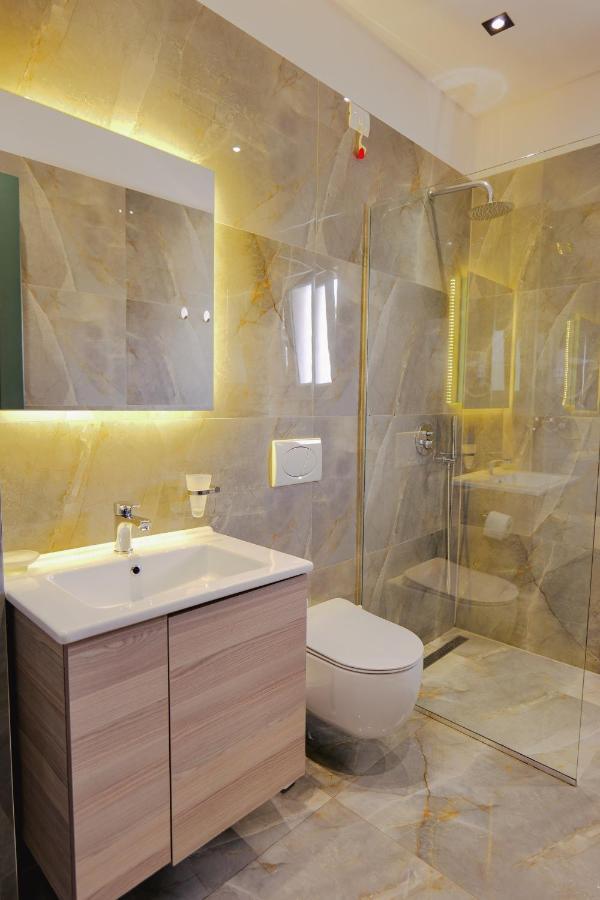 Asi Rooftop Hotel Sarande Exterior photo
